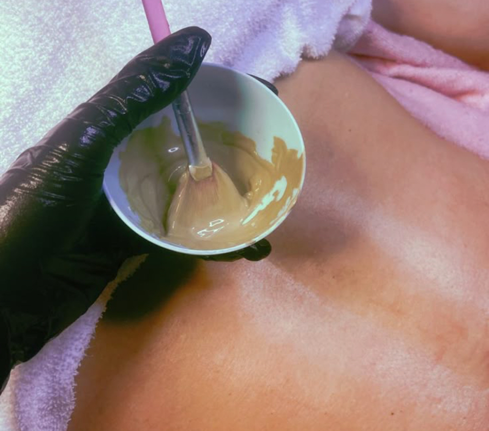 Back Facial- "The Elle"