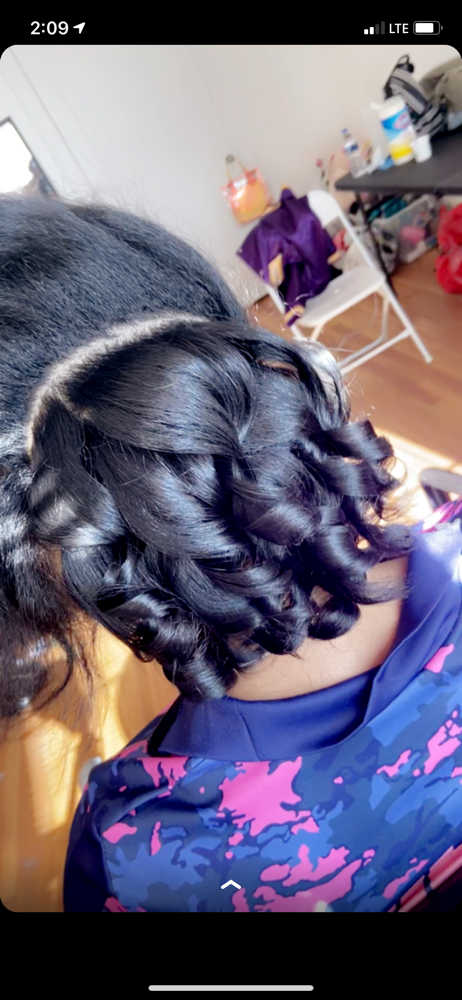 Natural Silk Press With Curls