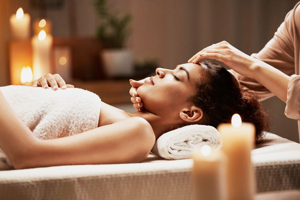 30 Min Soothing Massage at Vida Bella Massage in Bakersfield, CA