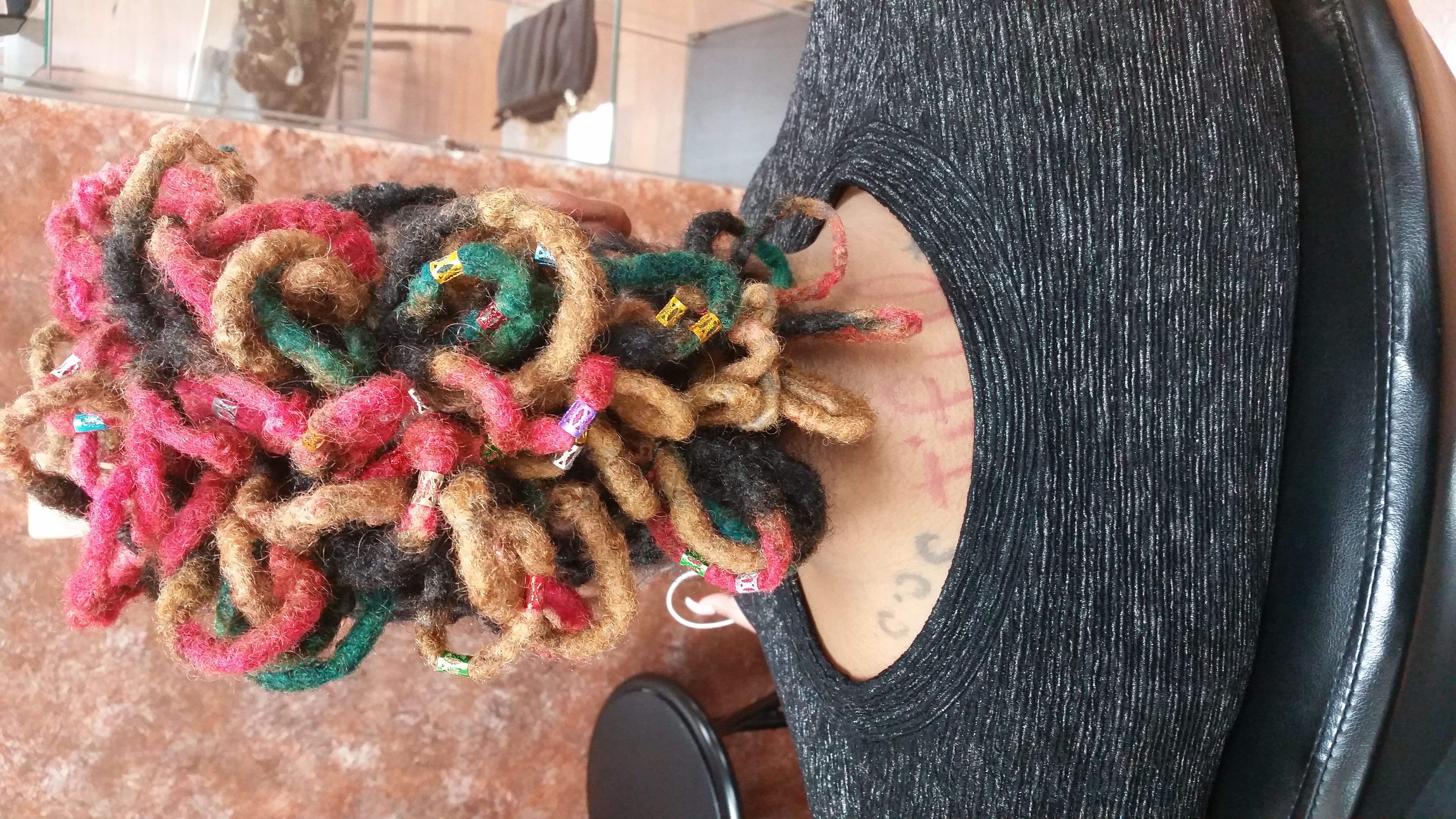 Color Locs