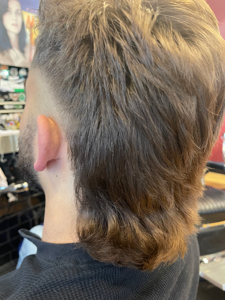 Men's Long Cut (from shoulders)