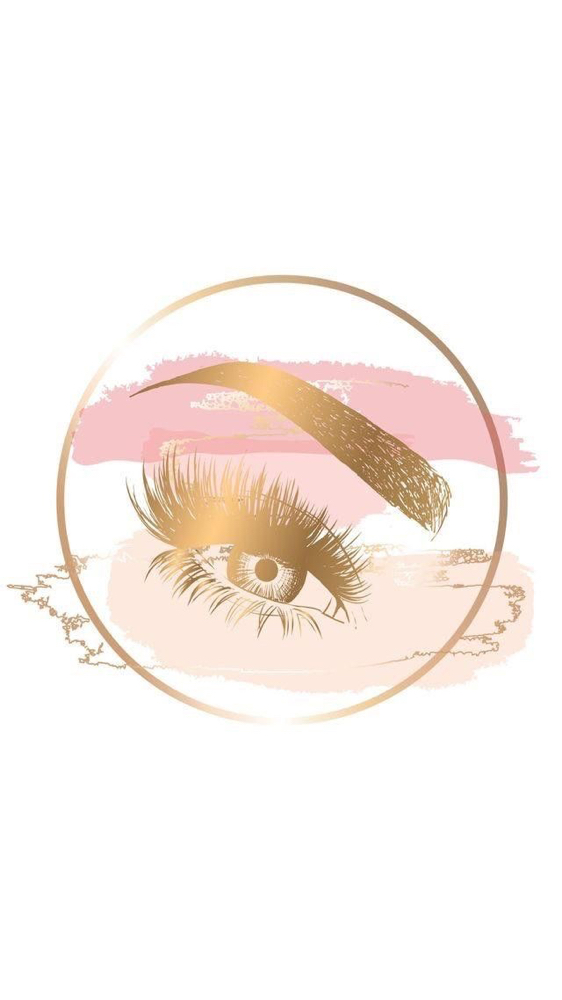 Lash Removal at Luxe Artistry in Racine, WI
