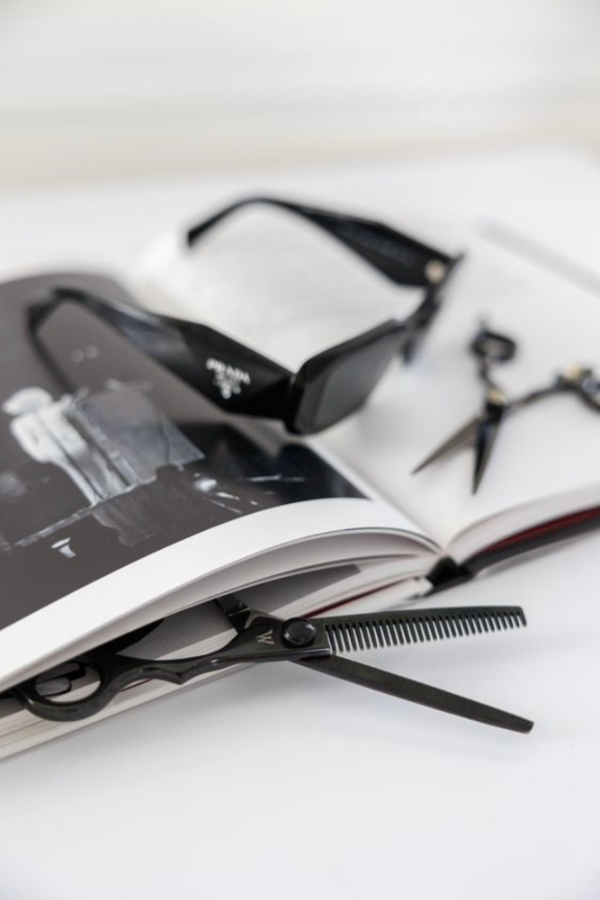 The Signature Cut (Haircut)