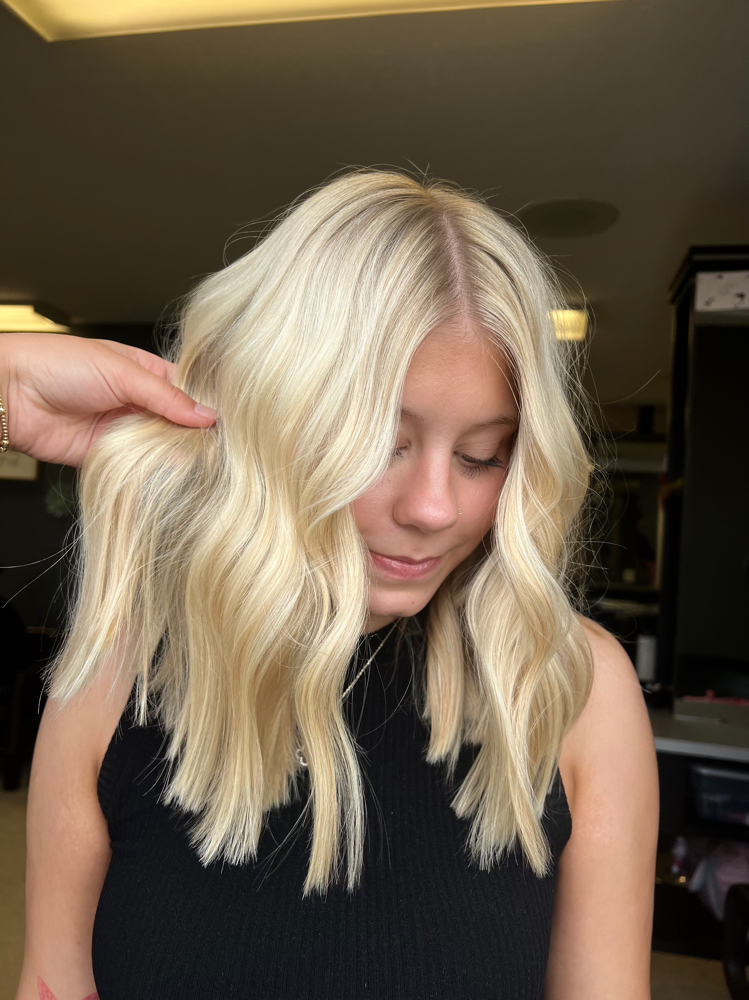 Full Highlight with haircut+style