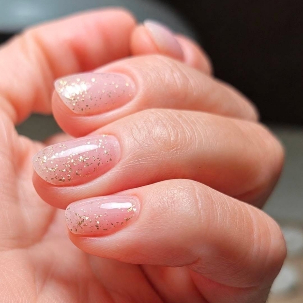 Add-On: Minimalist Accent Art at JA NAILS 84 in Columbia, TN