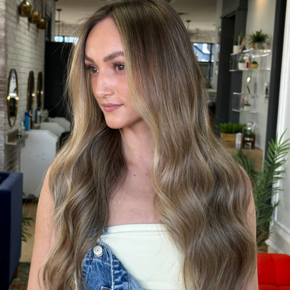 Lived In Blonde at Devan Gutierrez in Chandler, AZ
