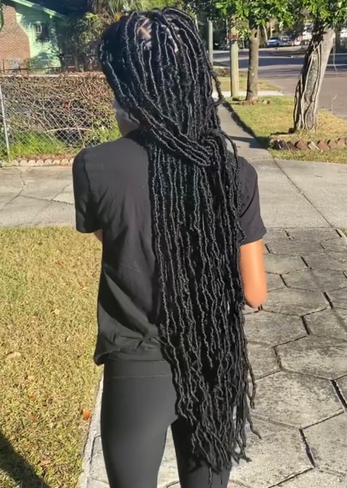 36in Soft Locs