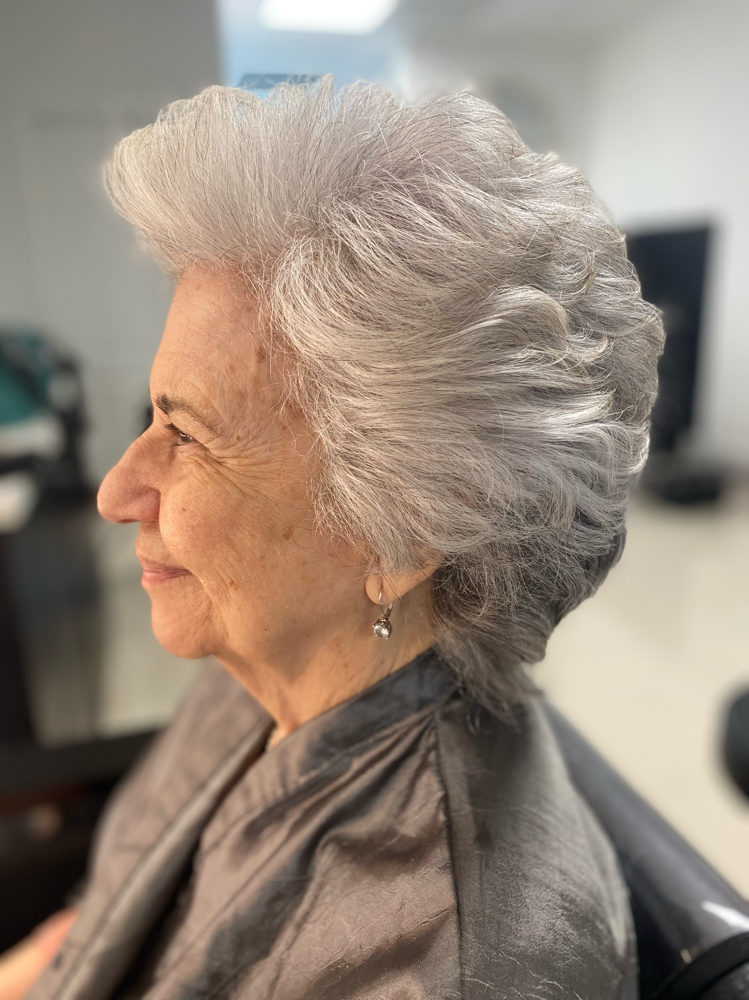 Queens Cut And Style