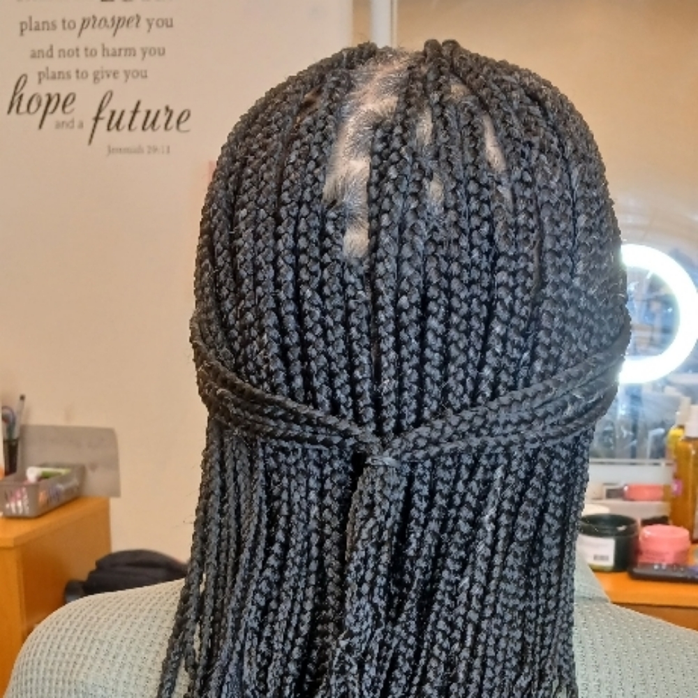 Box Braids (Small) at Traces of Me LLC in Shawnee, KS