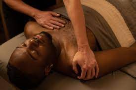 Men’s Chest Wax