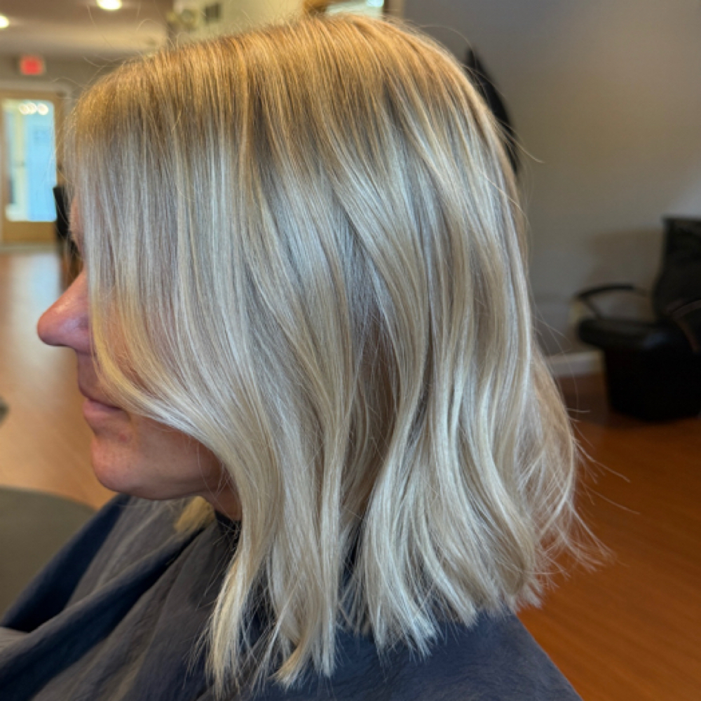 Women’s Dry Cut at Shelby Lane Beauty in Columbus, OH