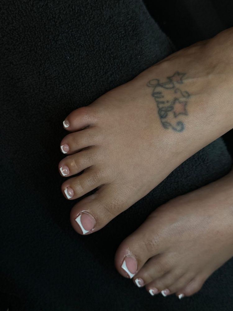 Toe Nail Replacement at The Beauty Cave in Nampa, ID