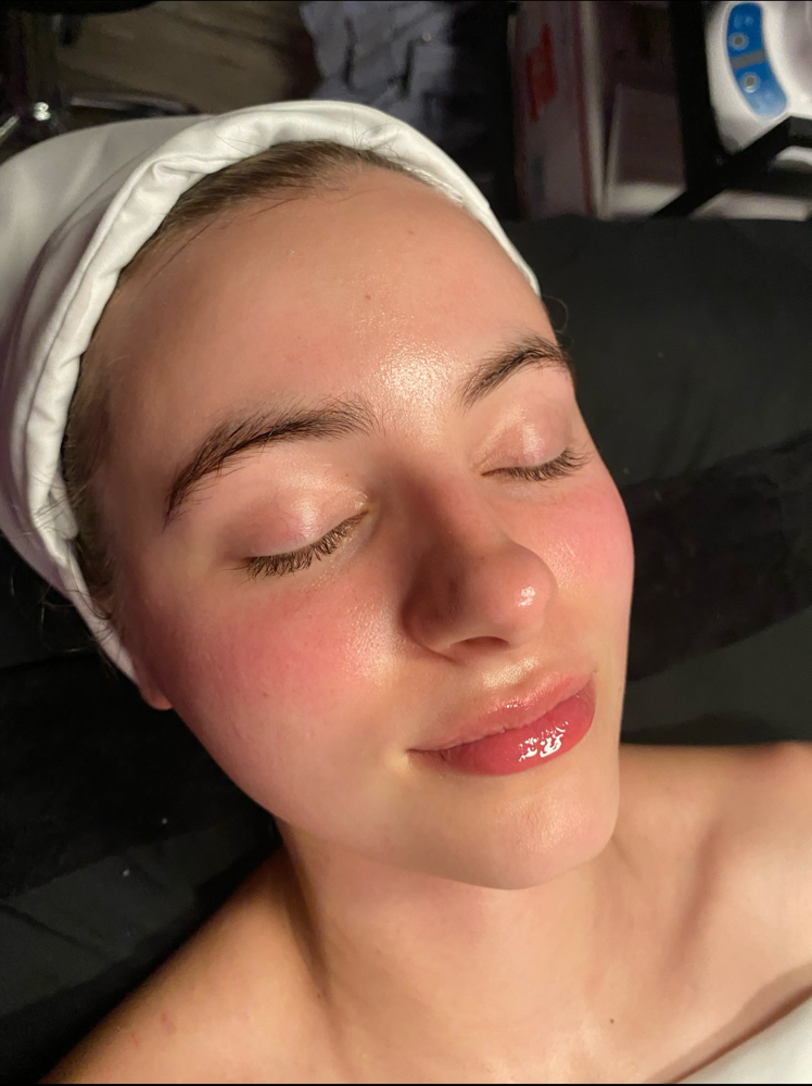 60 Min Customized Facial