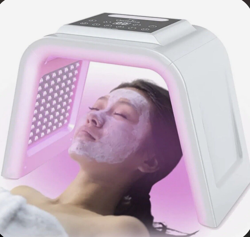 LED Light Therapy Facial