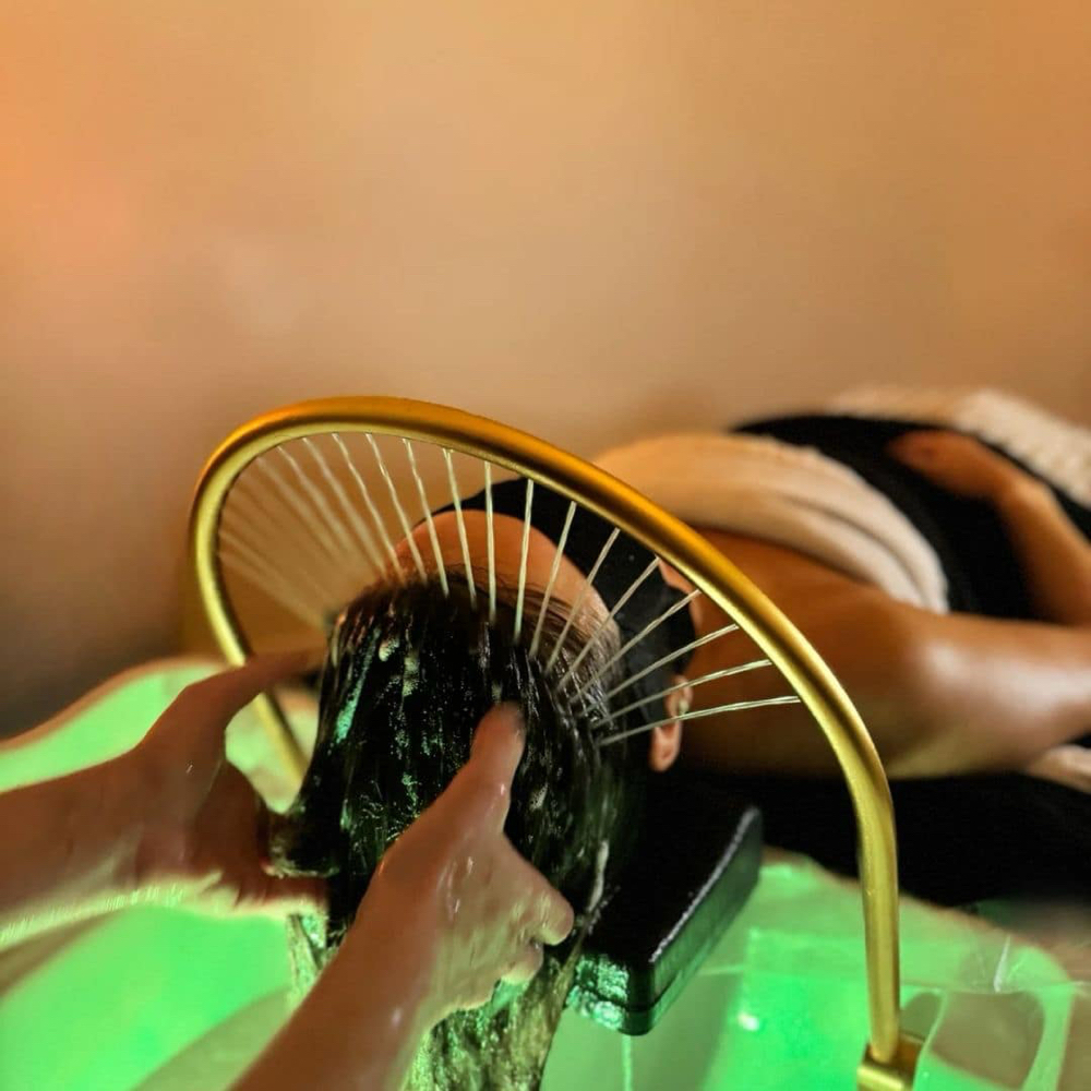 Tidal Wave Headspa Service at T’s Beach Headspa and Cuts in Greeley, CO