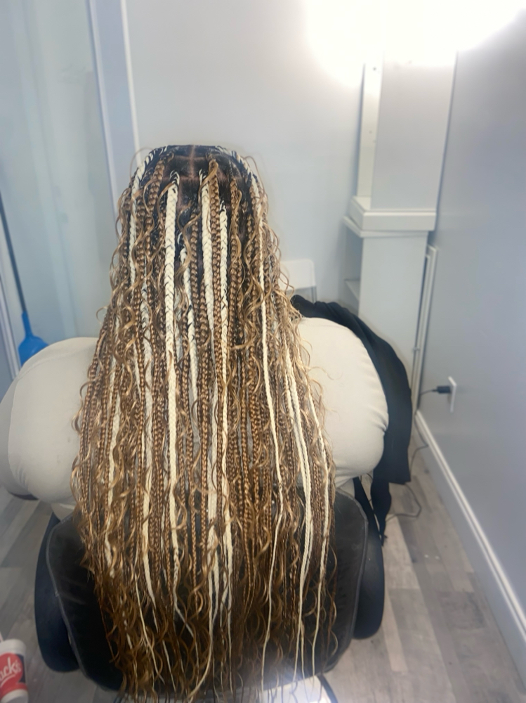 Multi-Color Medium Box Braidz