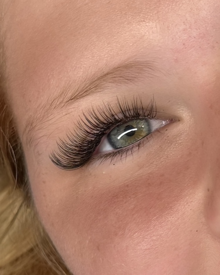Classic Lash Extentions at Wink At Riah in Abilene, TX