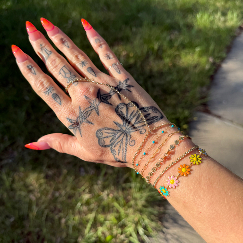 Permanent Jewelry at Lea Davis in Lincoln, NE