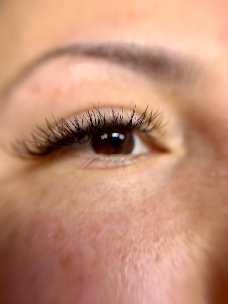 YY Lash Set at L.R Beauty Bar in Fresno, CA