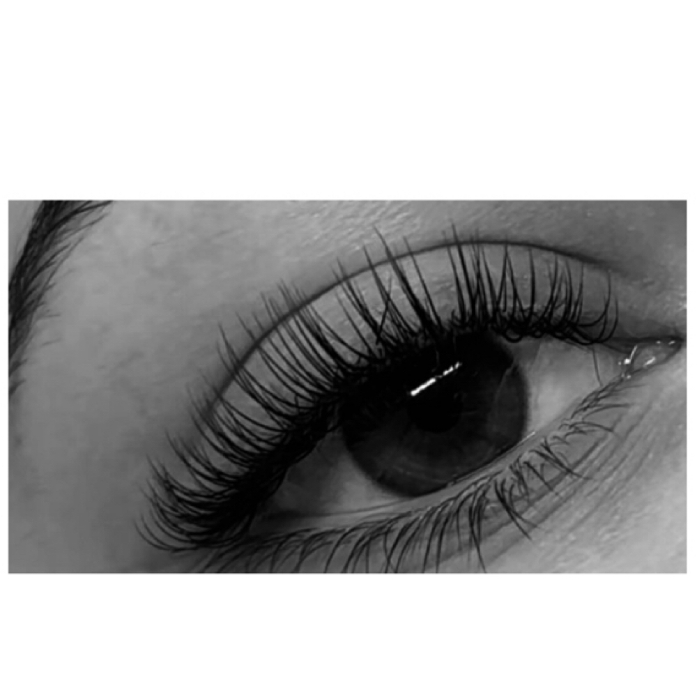 UV Classic Full Set at Abbrowsnlashes_LLC in Fort Worth, TX