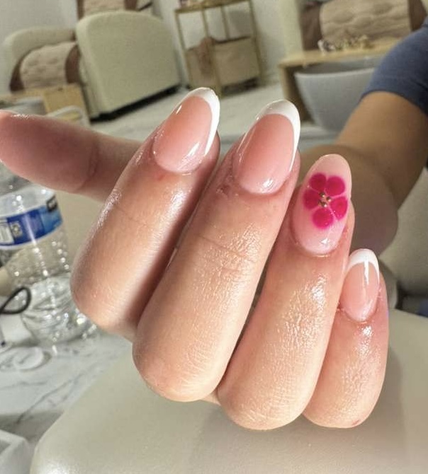 Hand painted nails design basic at LUXOR BEAUTY BAR in ALPHARETTA, GA