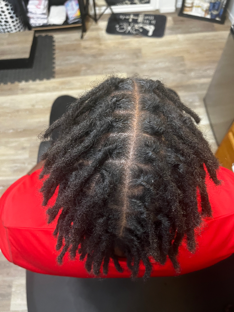 Instant Locs at Natural Iz Me in Fredriksted, VI