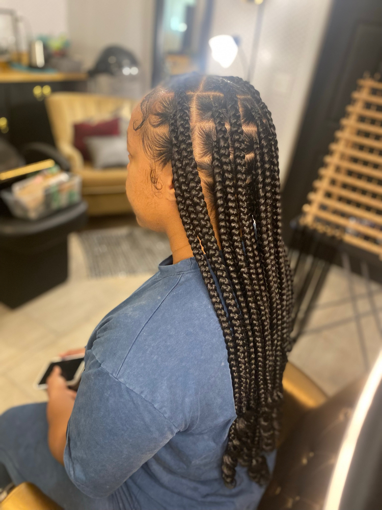 XL Knotless Braids at Peaky Braids in Pine Bluff, AR