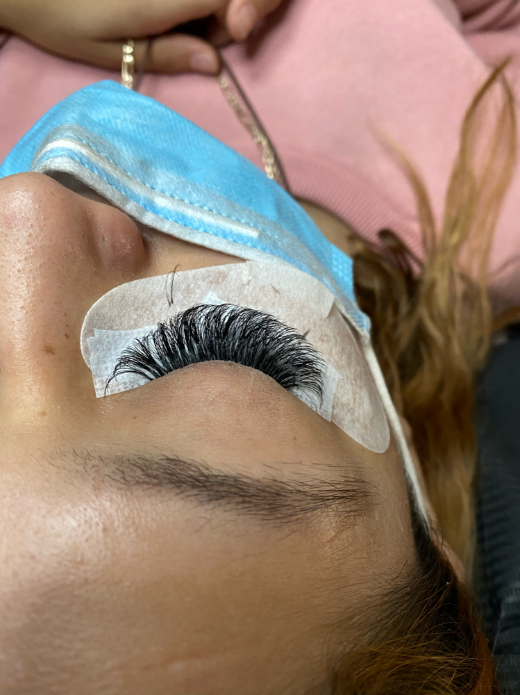 Eyelash Removal