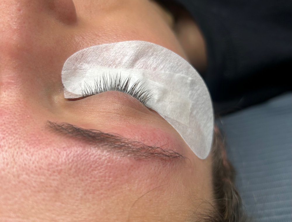 Lash Extension Removal