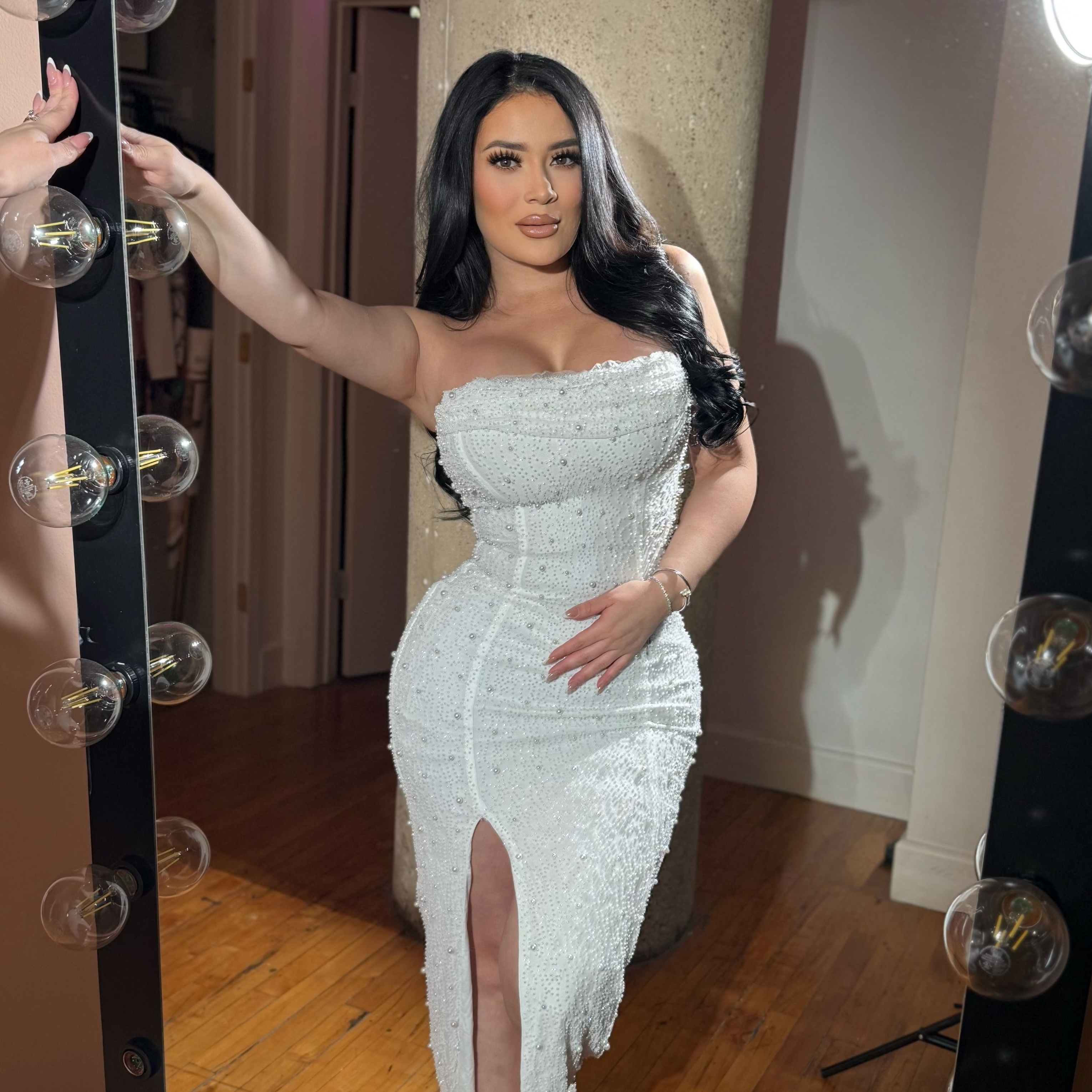 Early Am/ After Hours Glam at Makeupbyalfonso studio in Dallas, TX