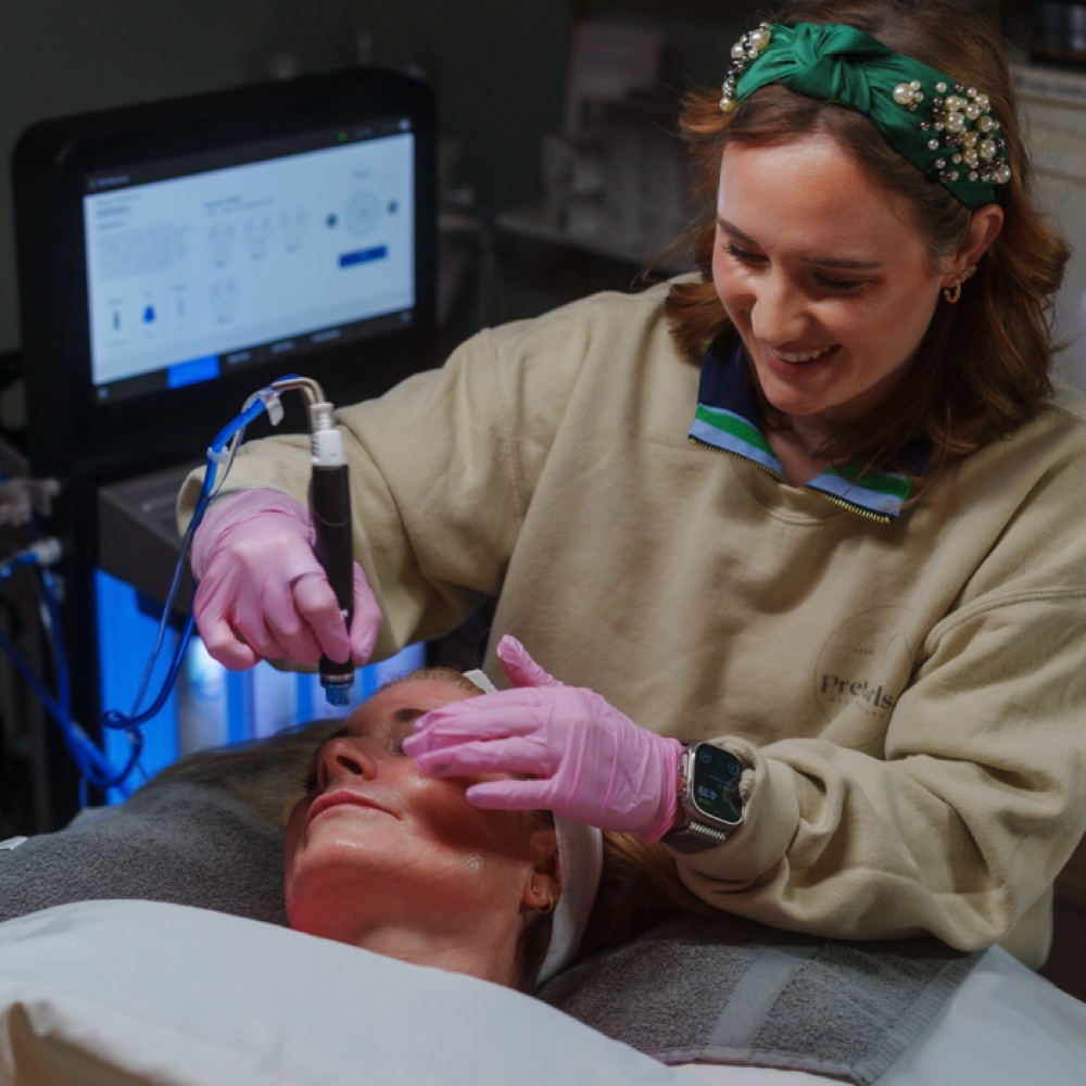 Deluxe Hydrafacial at Pretty Girls Aesthetics in Rainbow City, AL