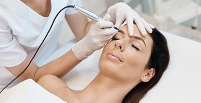 Saline Removal for Permanent Makeup