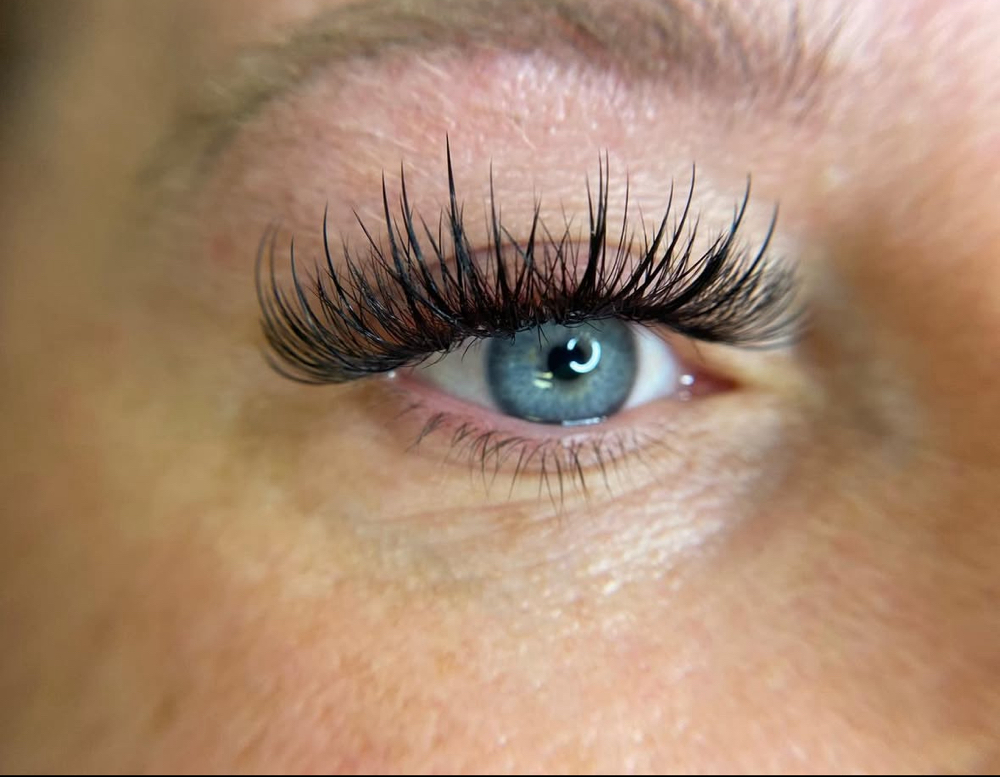 Wispy Hybrid Extensions