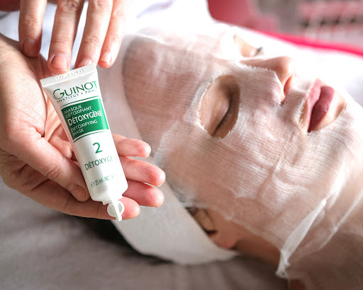 Detoxygen Facial