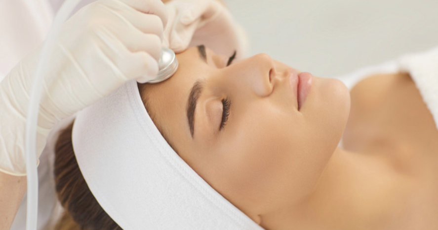 Advanced Brightening Facial