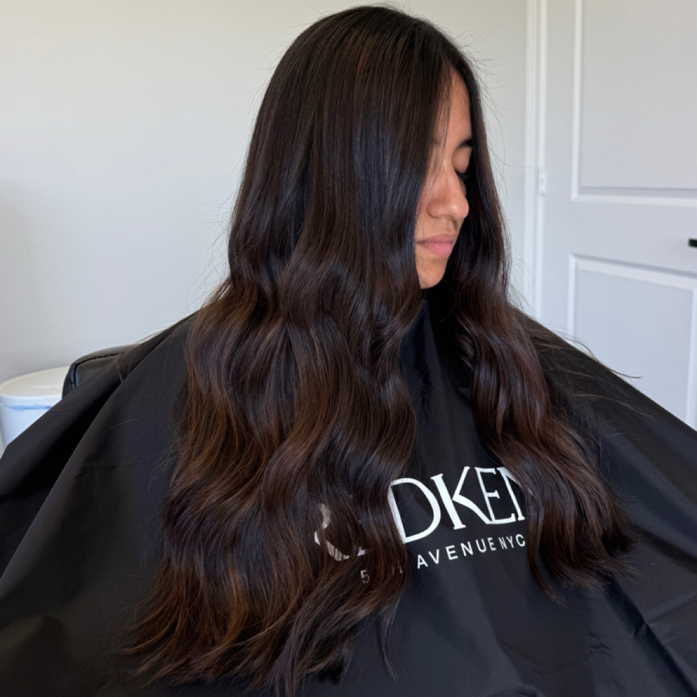 HAPPY HOUR: Haircut & Style