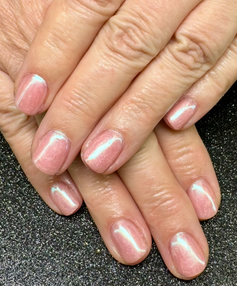 Express Manicure at Nettle’s Nail Bar in Mechanicsburg, PA