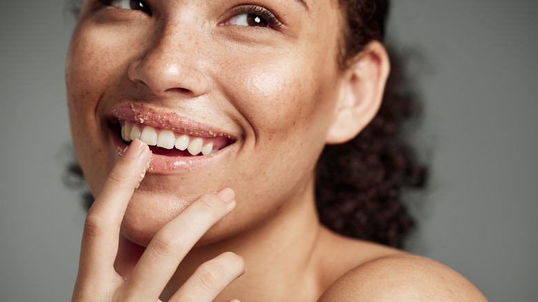 Deluxe Lip Treatment