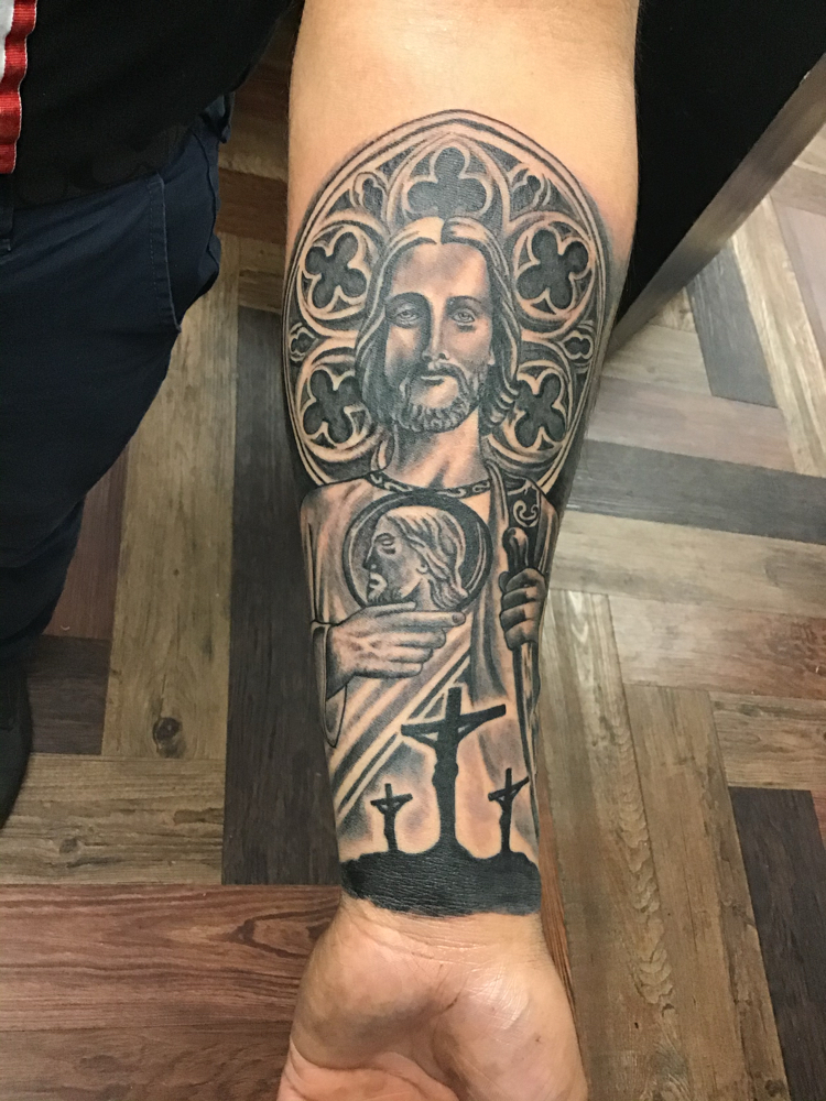 Medium Black and Grey
