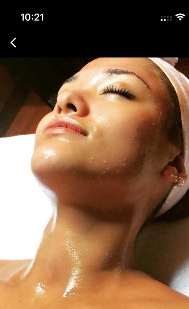 Arctic Berry Peptide Illuminating T