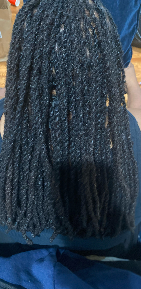 Loc 2 strand twists/add on