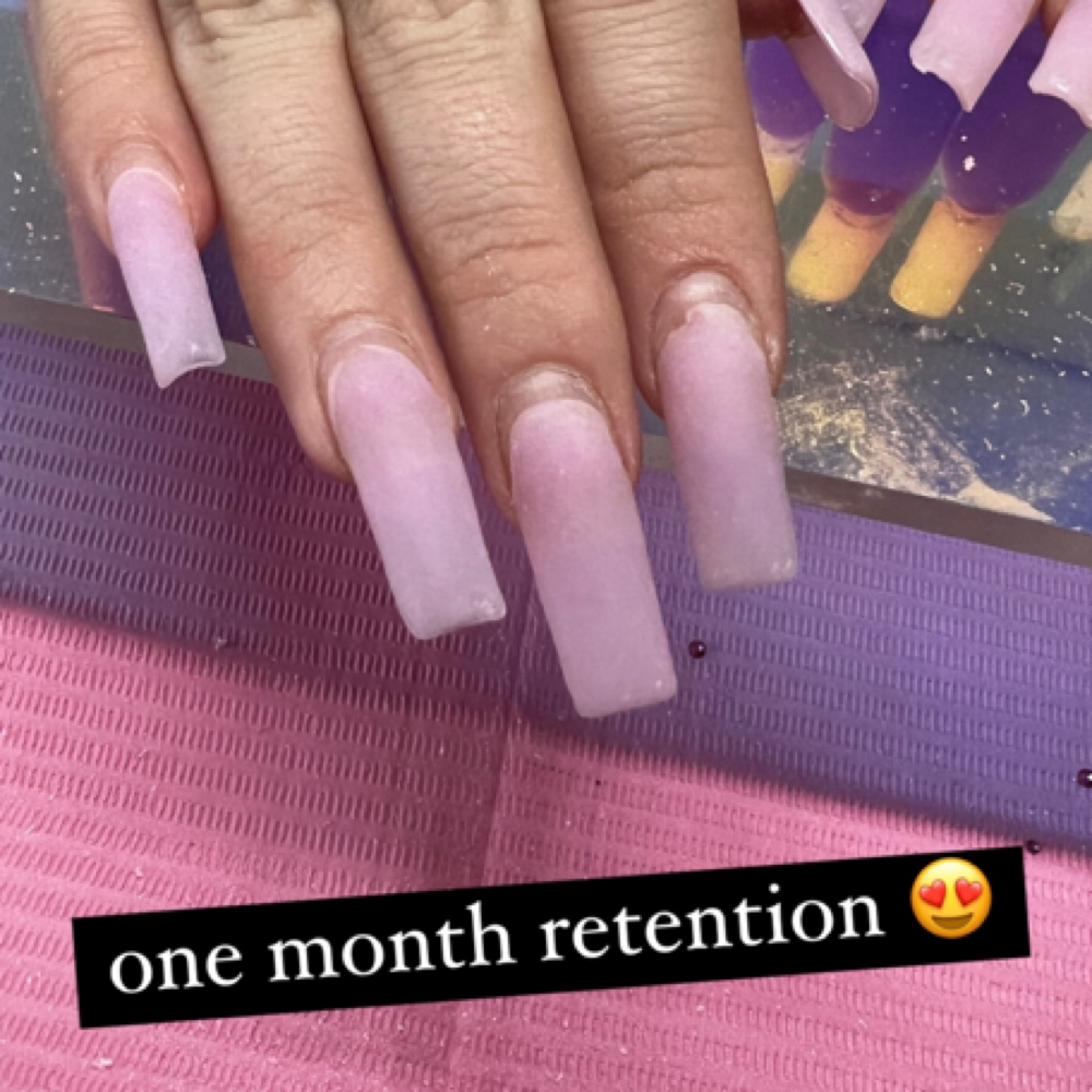 4+ Acrylic fill at Luxxbyliv in Tulare, CA