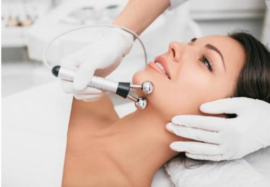 Microcurrent Facial