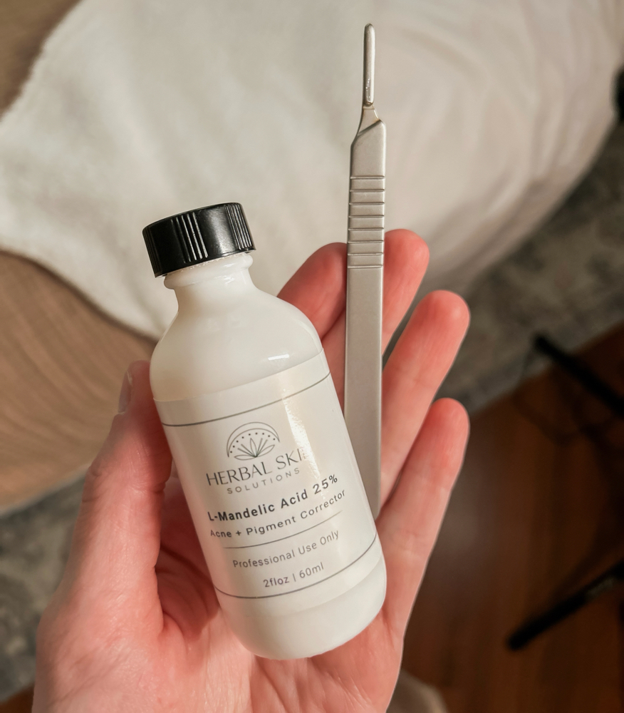 Mandelic Peel With Dermaplane