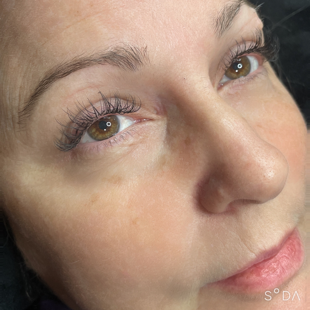 Classic Eyelash Full Set