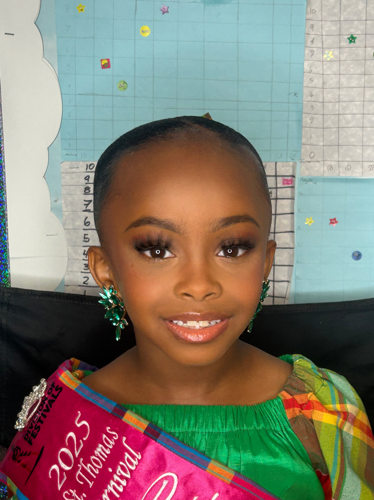 Mini Me/Teen Glam at Lè Glamour Bar in St. Thomas, VI