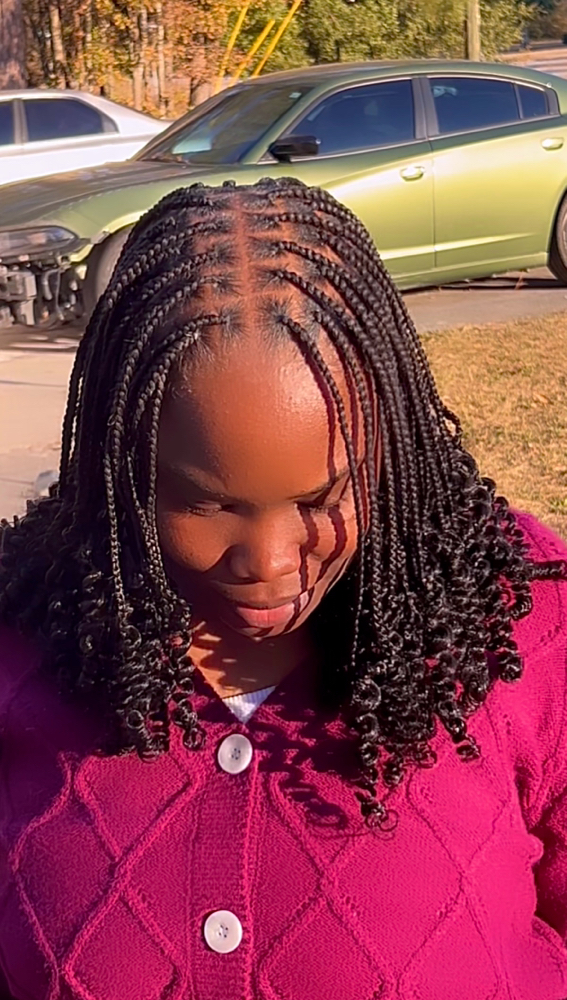Bob Knotless Braids w/ Curly Ends