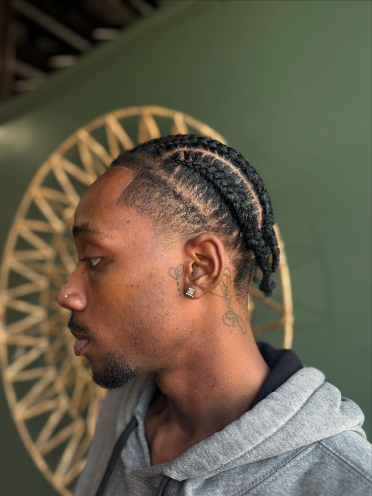 Mens Haircut at Soniablade in Maize, KS