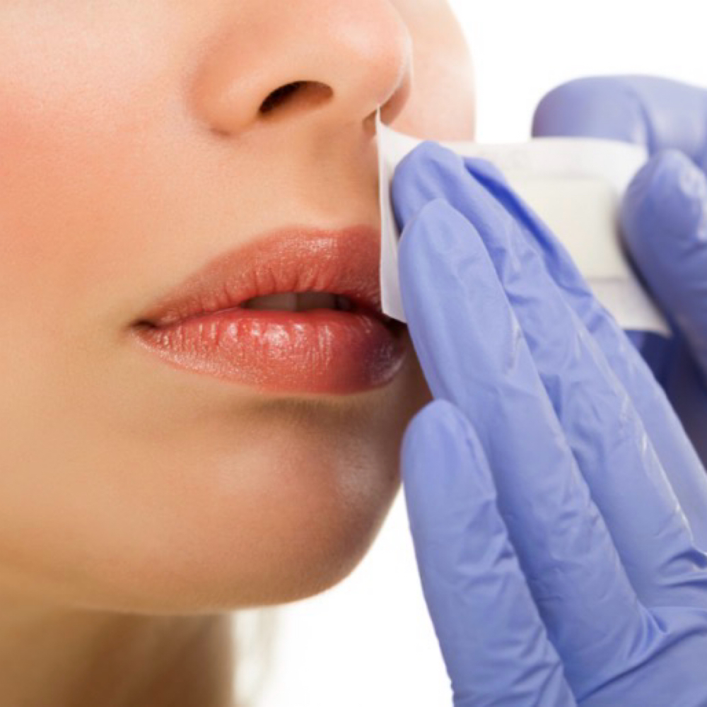 Lip Waxing at Glamouré in Watervliet, MI