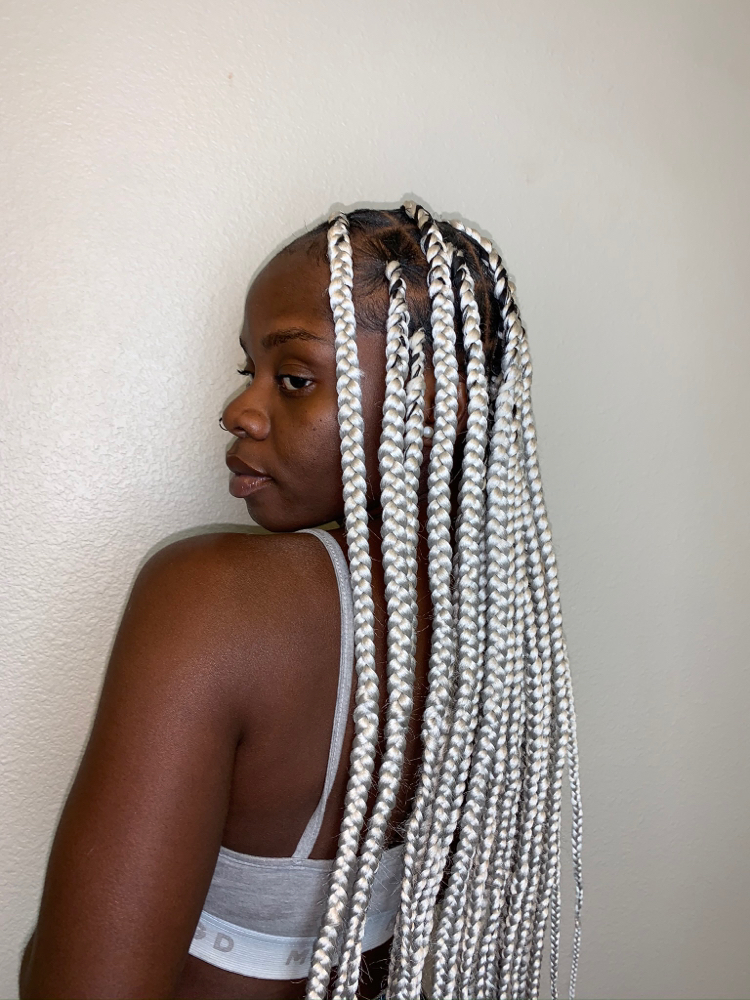 Space Out Knotless-medium Braids